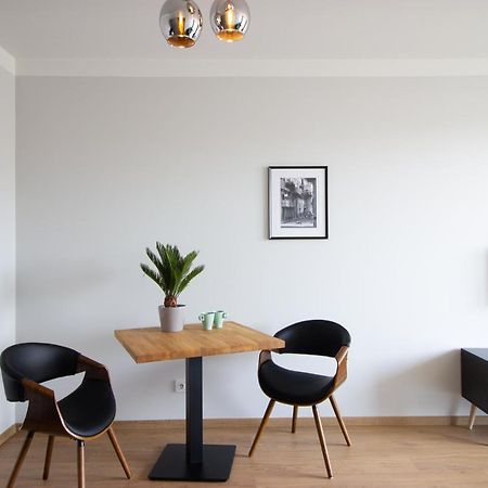 Patio Praga Metro Apartment Warsaw Exterior photo