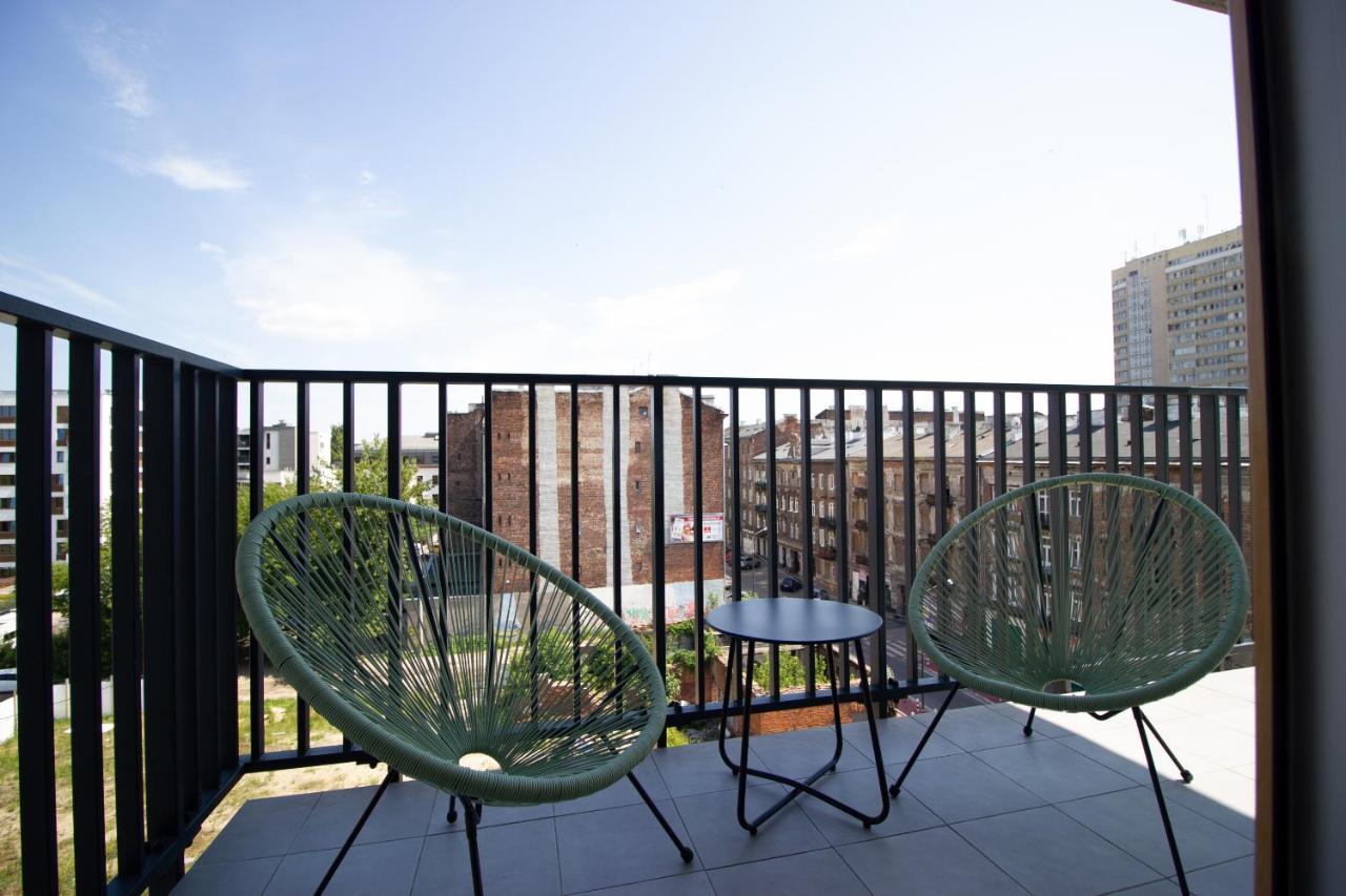 Patio Praga Metro Apartment Warsaw Exterior photo